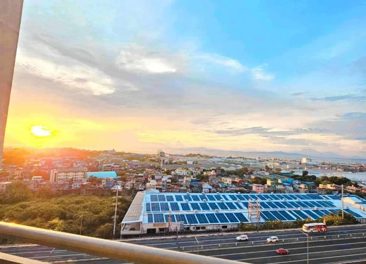 Cozy Suites Azure By B Manila Apartment